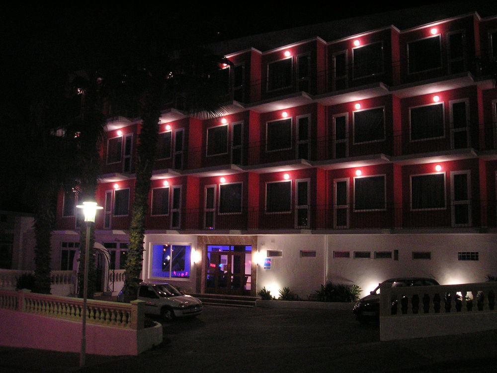 Hotel Teix Torrenova Luaran gambar